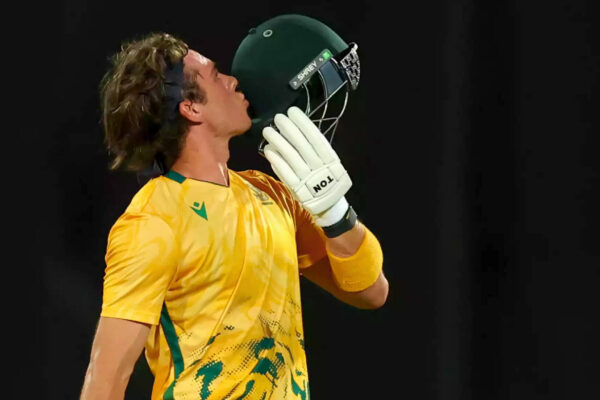 Dewald Brevis Smashes Record